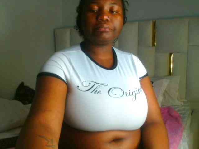 bustymelons69 webcam