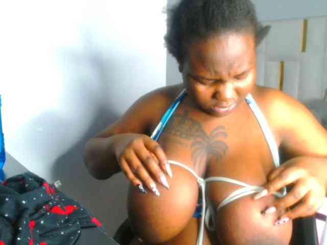 bustymelons69 webcam