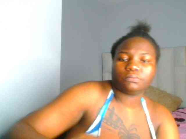 bustymelons69 webcam