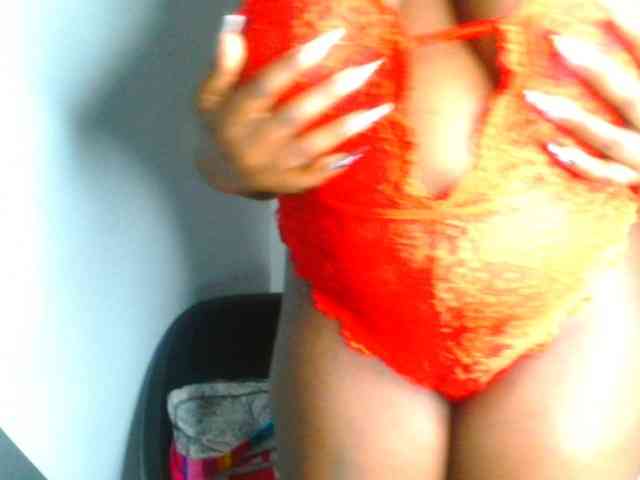 bustymelons69 webcam