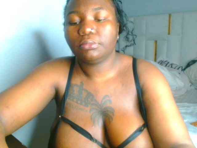 bustymelons69 webcam