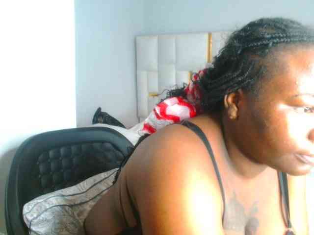 bustymelons69 webcam