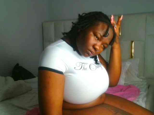 bustymelons69 webcam