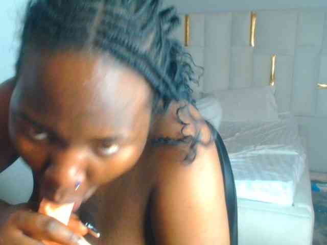 bustymelons69 webcam