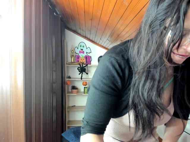 katherine-blair webcam