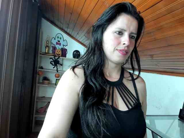 katherine-blair webcam