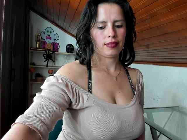 katherine-blair webcam