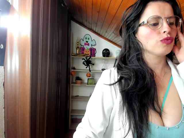 katherine-blair webcam