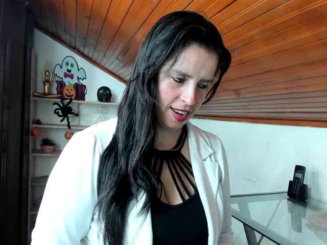 katherine-blair webcam