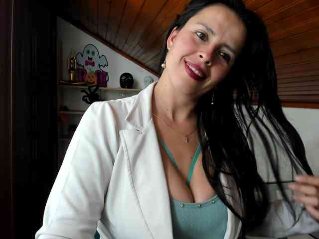 katherine-blair webcam