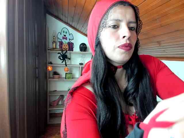 katherine-blair webcam