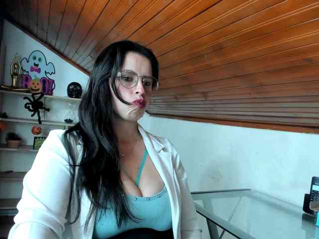 katherine-blair webcam