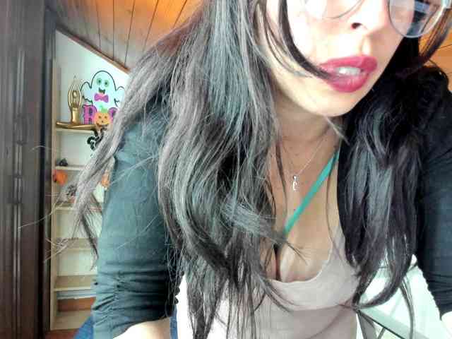 katherine-blair webcam