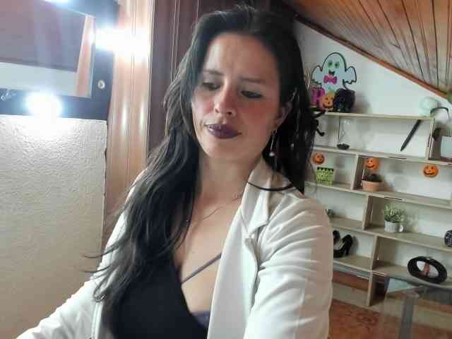 katherine-blair webcam
