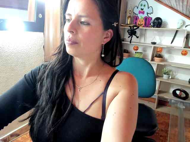 katherine-blair webcam