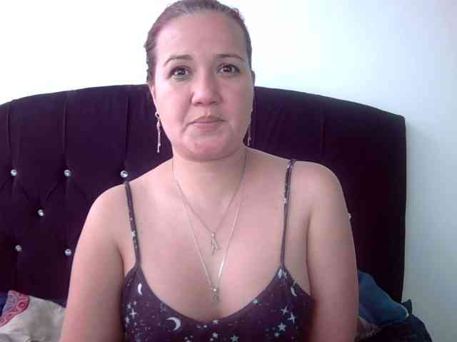 Gabrielajewel1 webcam