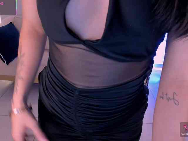 IsabellaMoreau webcam