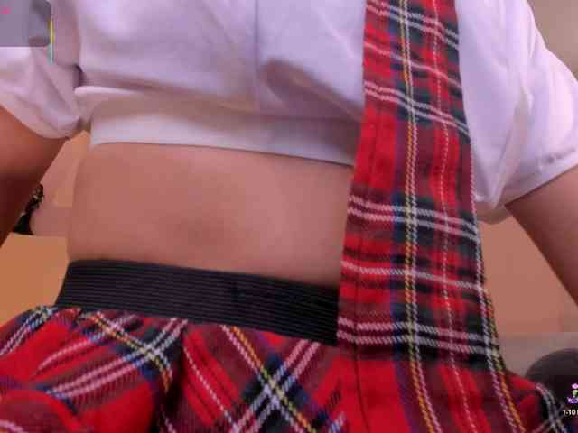 IsabellaMoreau webcam