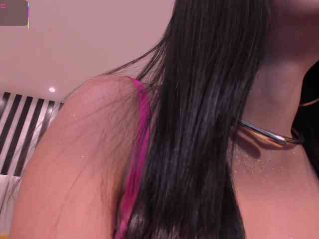 IsabellaMoreau webcam