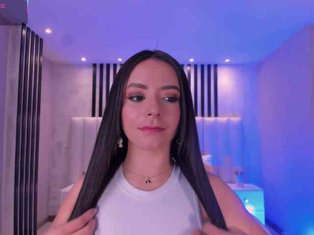 IsabellaMoreau webcam