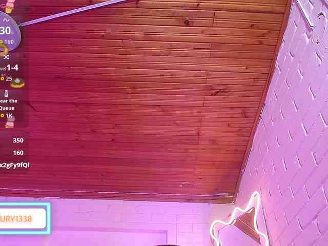 Lauxury-tay webcam