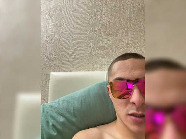 Vai a chattare su QUEEN-KING QUEEN-KING