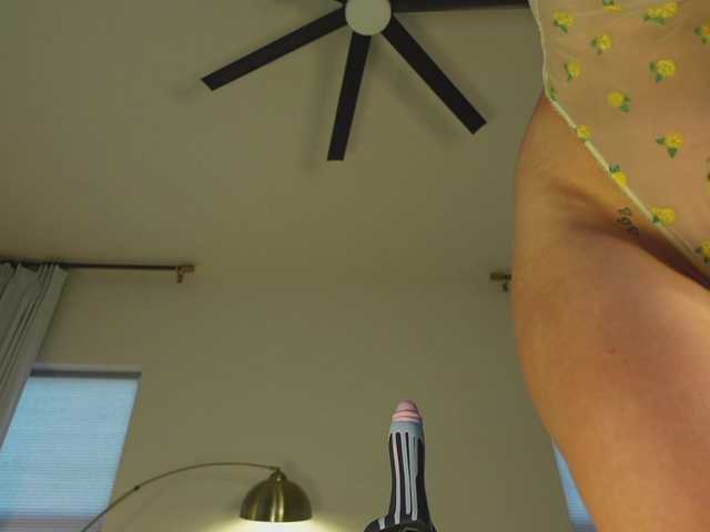 TaylorLove303 webcam