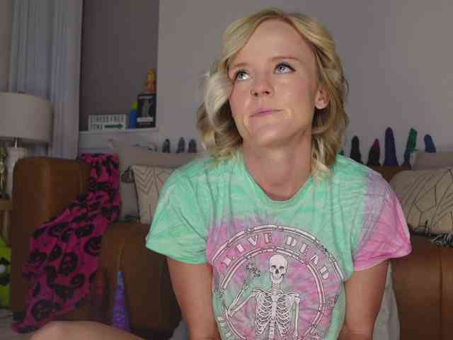 TaylorLove303 webcam