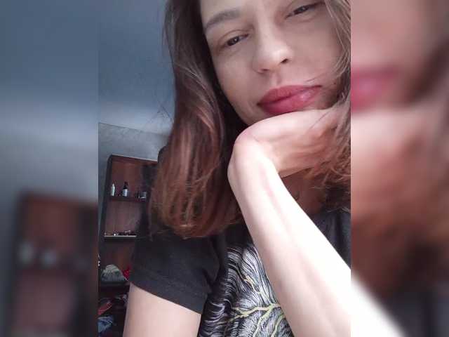 Entra en el chat con el modelo dbMagicdb dbMagicdb