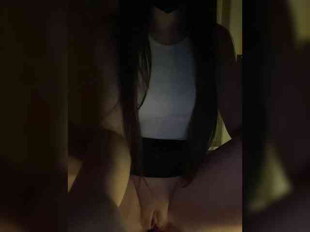 MILKIWAYSEX23 webcam