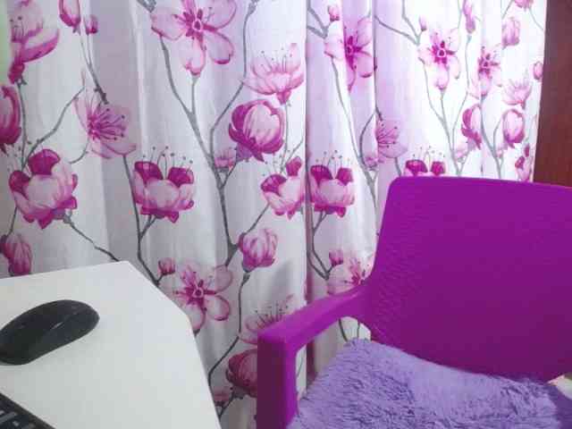 pregnantsaraxxx webcam