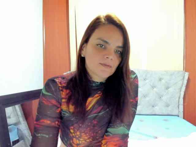 Valymoon-69 webcam