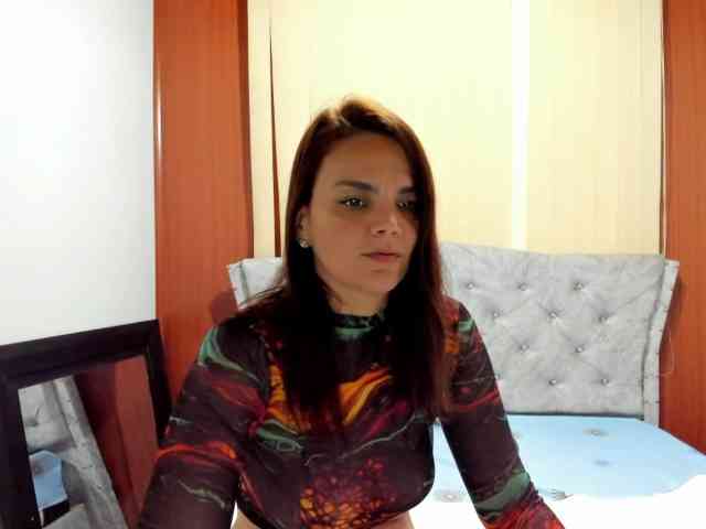 Valymoon-69 webcam