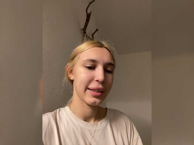 Entra en el chat con el modelo lina_wap lina_wap