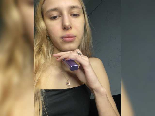 Accedi alla chat con il nickname lina_wap lina_wap