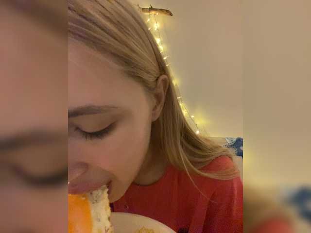 Entra en el chat con el modelo lina_wap lina_wap