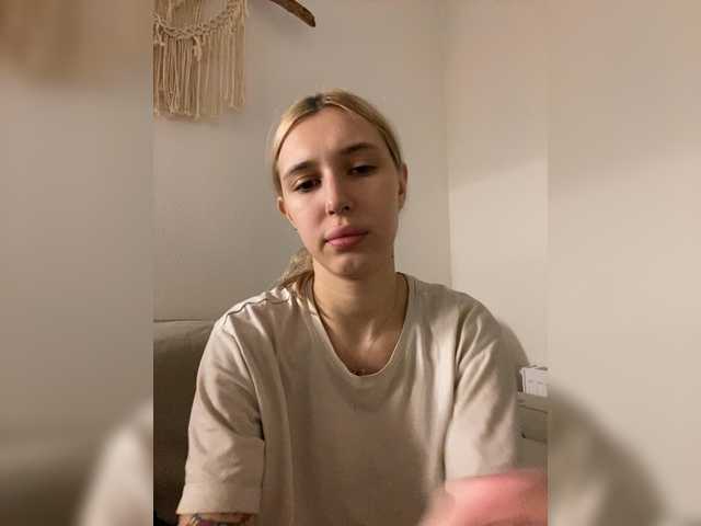 Accedi alla chat con il nickname lina_wap lina_wap