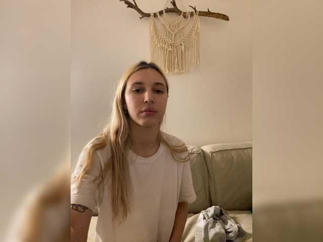 Entra en el chat con el modelo lina_wap lina_wap