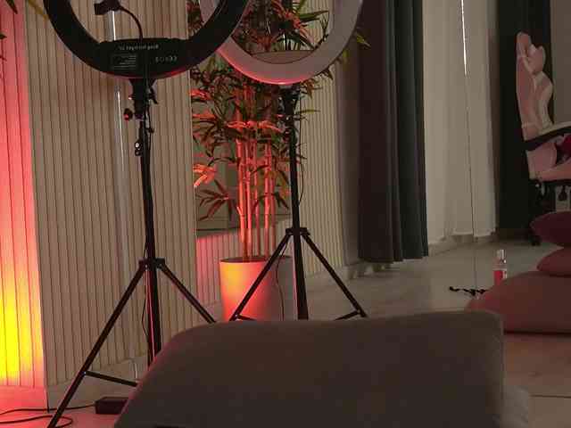 EmmaBlanco webcam