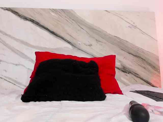 thamiina webcam