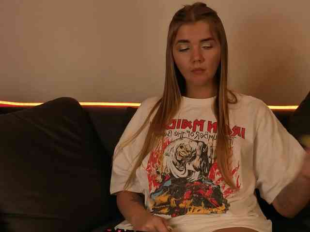 CarrieBradshaww webcam