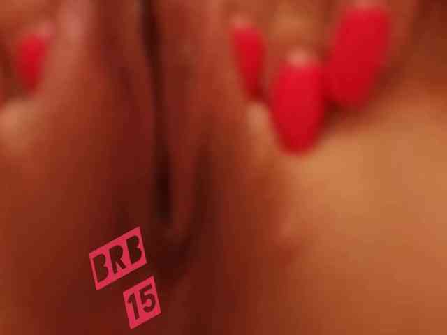 CarrieBradshaww webcam
