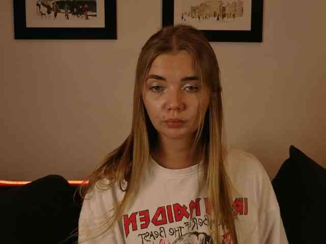 CarrieBradshaww webcam