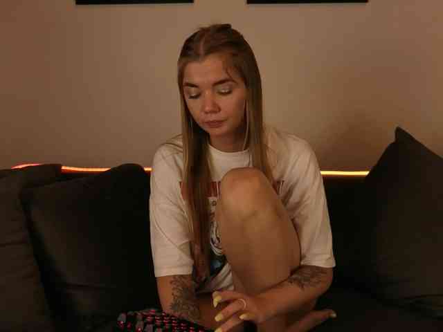 CarrieBradshaww webcam