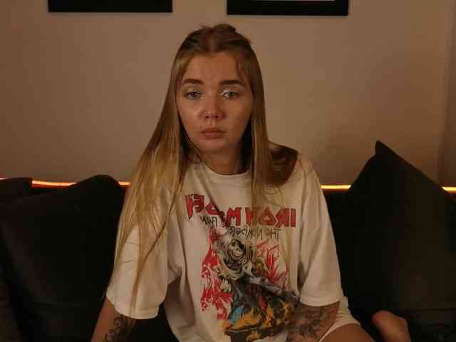 CarrieBradshaww webcam