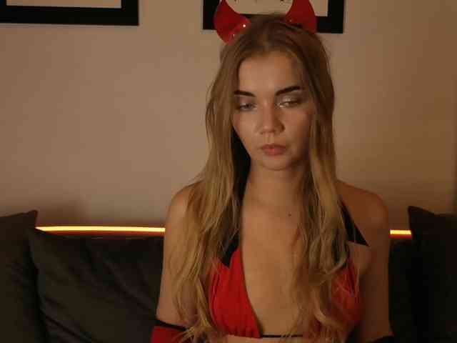 CarrieBradshaww webcam