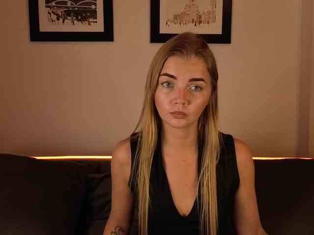 CarrieBradshaww webcam
