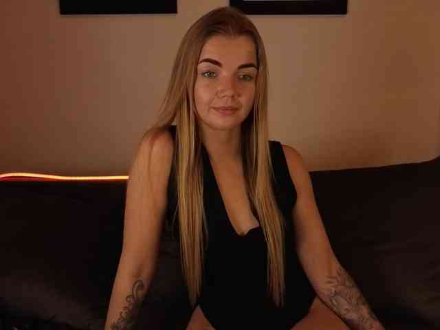 CarrieBradshaww webcam