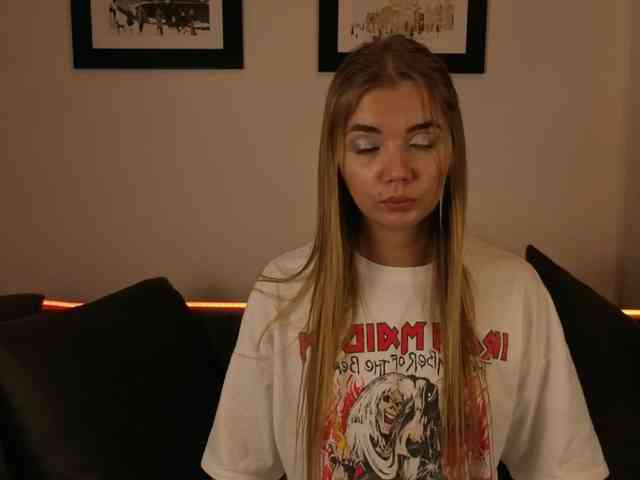 CarrieBradshaww webcam