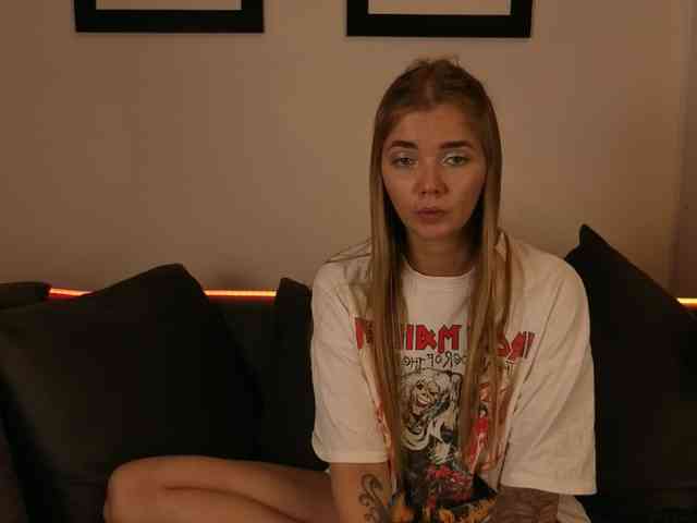 CarrieBradshaww webcam